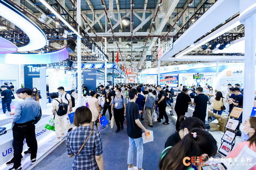 匯聚教育裝備新產(chǎn)品 新技術 新成果 第79屆中國教育裝備展示會在廈門開幕