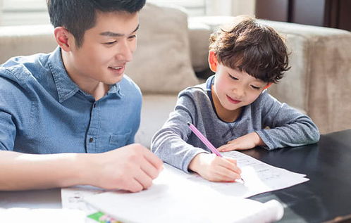 寶爸的教育對(duì)孩子有多重要 如果你說(shuō)出這些話,孩子會(huì)覺(jué)得可笑